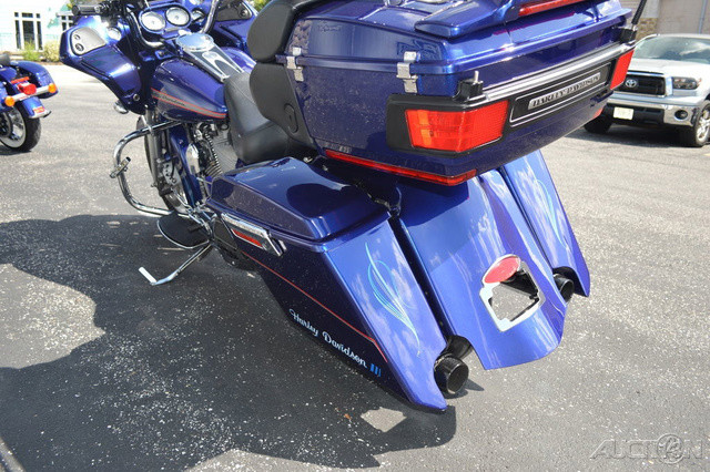 Road Glide®