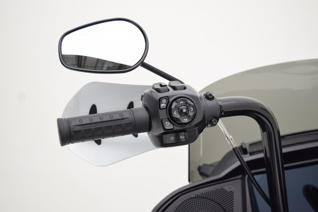 Road Glide®