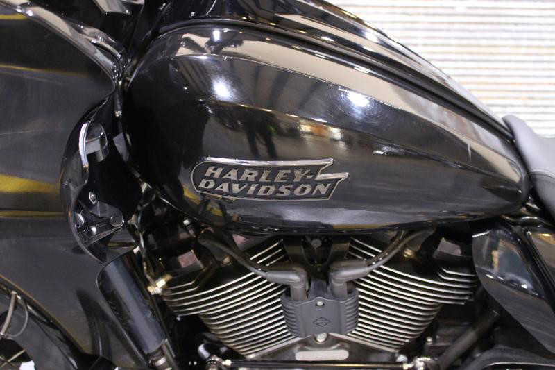 CVO® Road Glide®