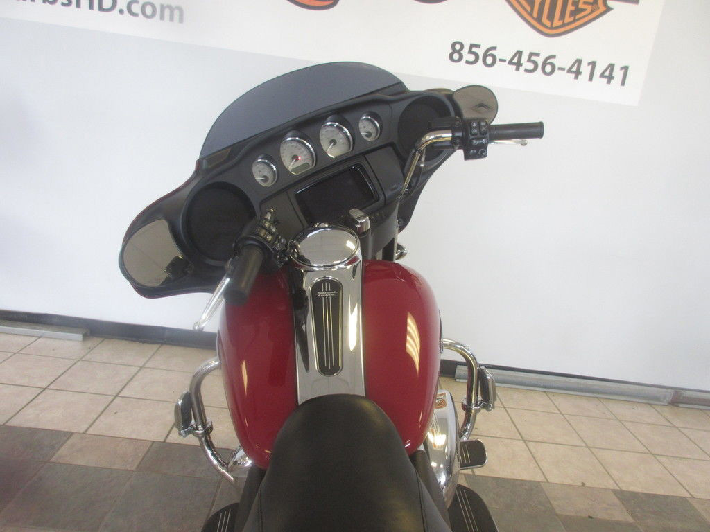 Street Glide®