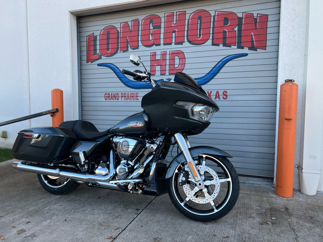 Road Glide®
