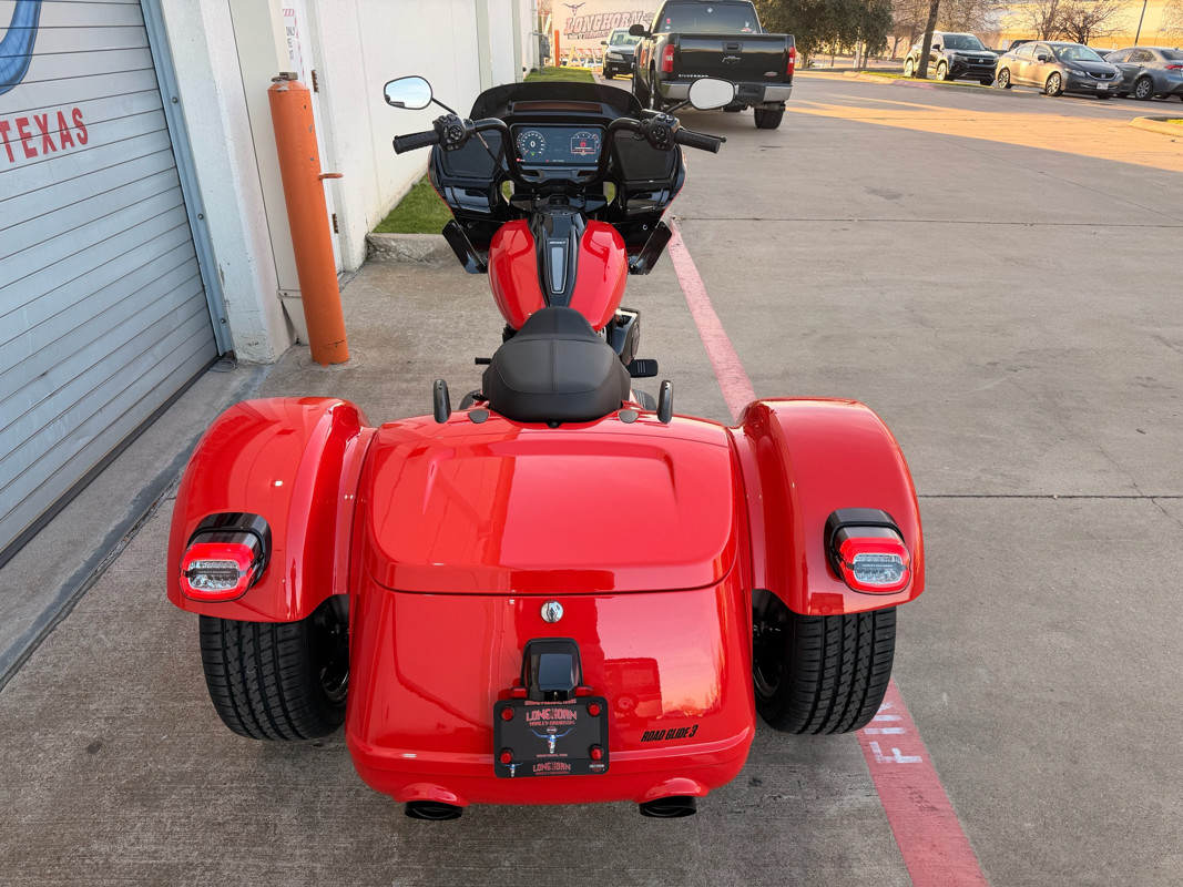 Road Glide® 3