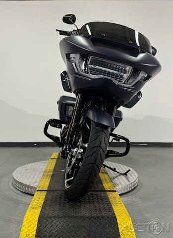 Road Glide®