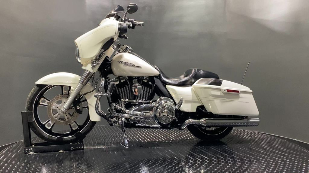 Street Glide® Special