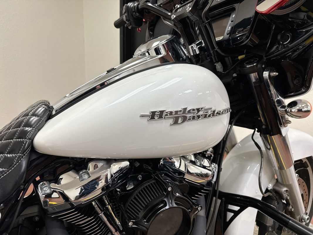 Street Glide® Special