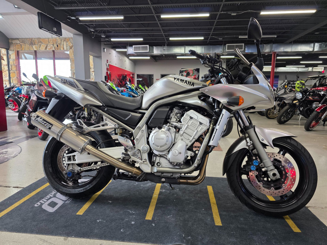 FZ1