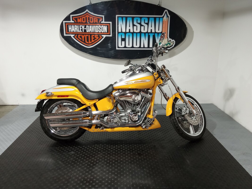 Screamin' Eagle® Softail® Deuce