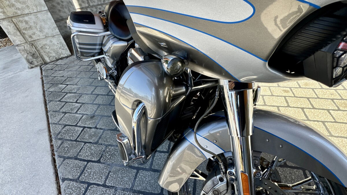 CVO® Road Glide® Ultra