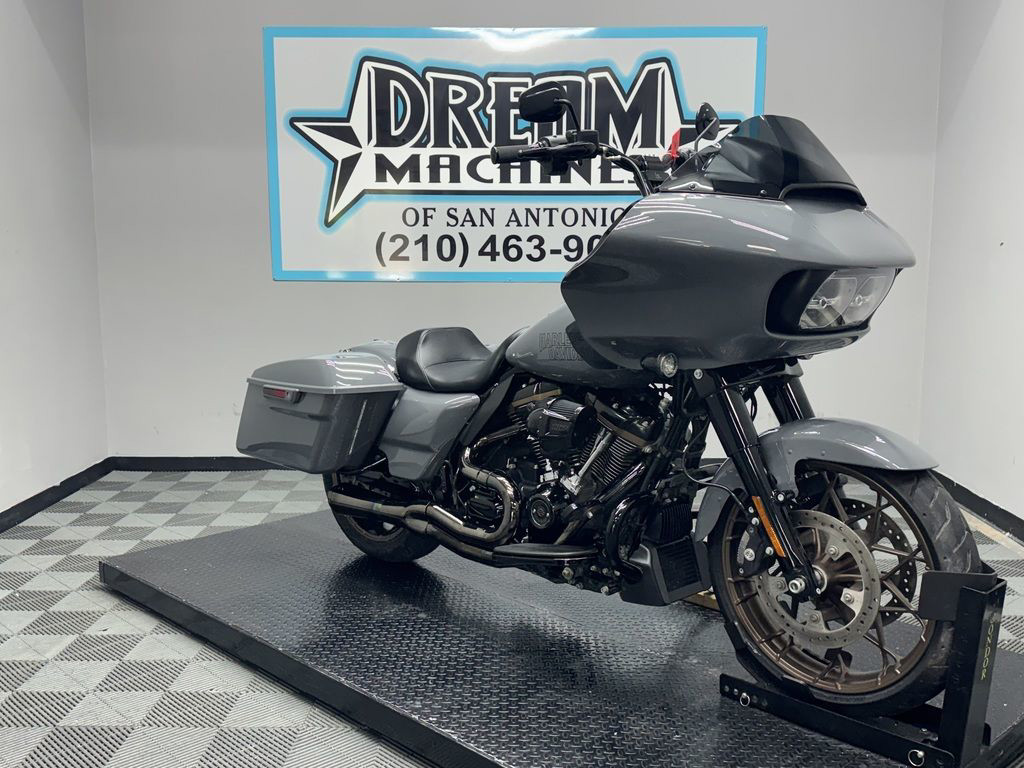 Road Glide® ST