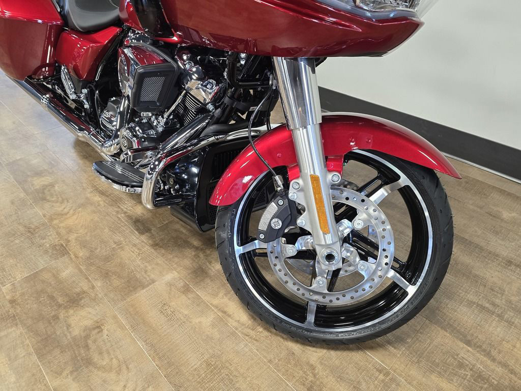Road Glide®