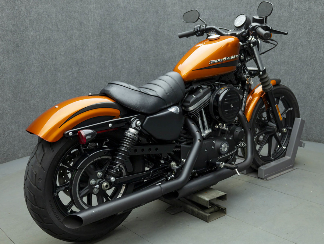 Iron 883®