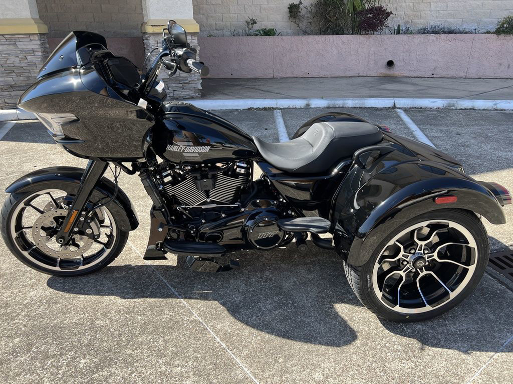 Road Glide® 3