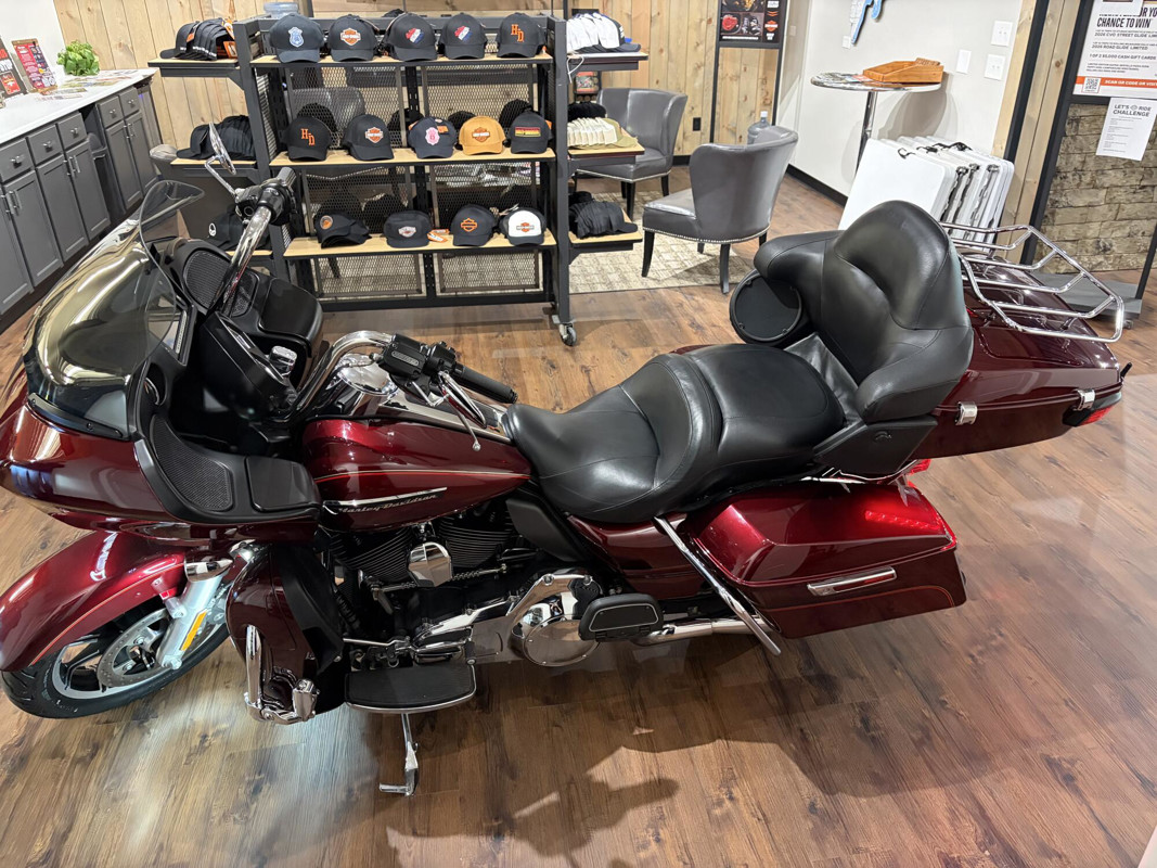 Road Glide® Ultra