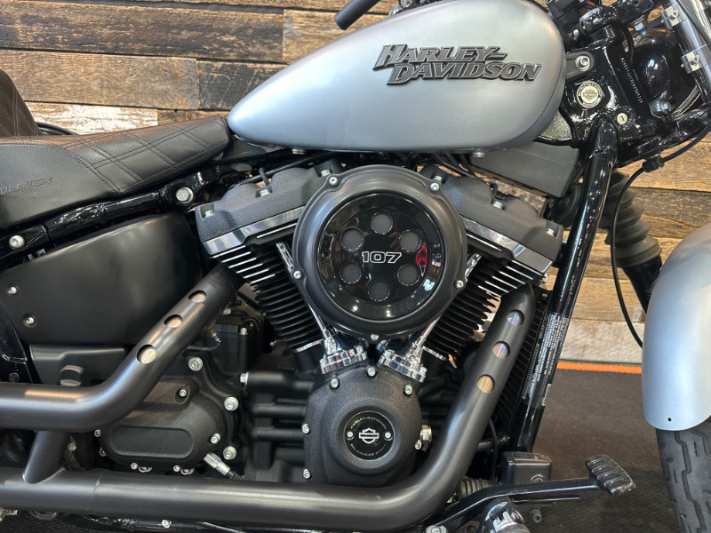 Street Bob®