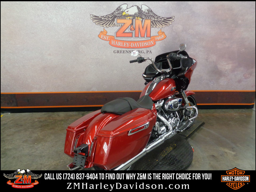 Road Glide®