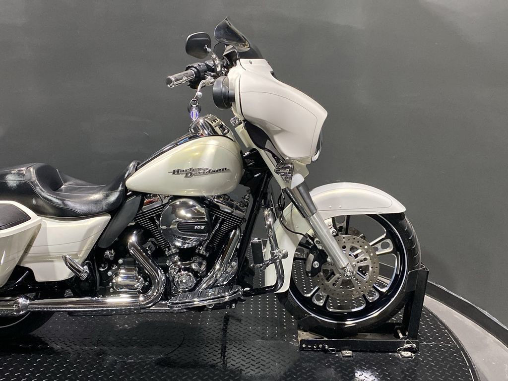 Street Glide® Special