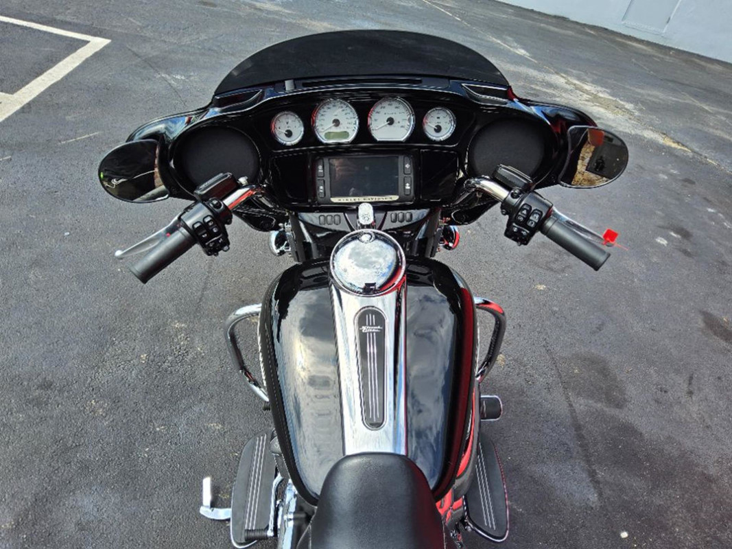 Street Glide® Special