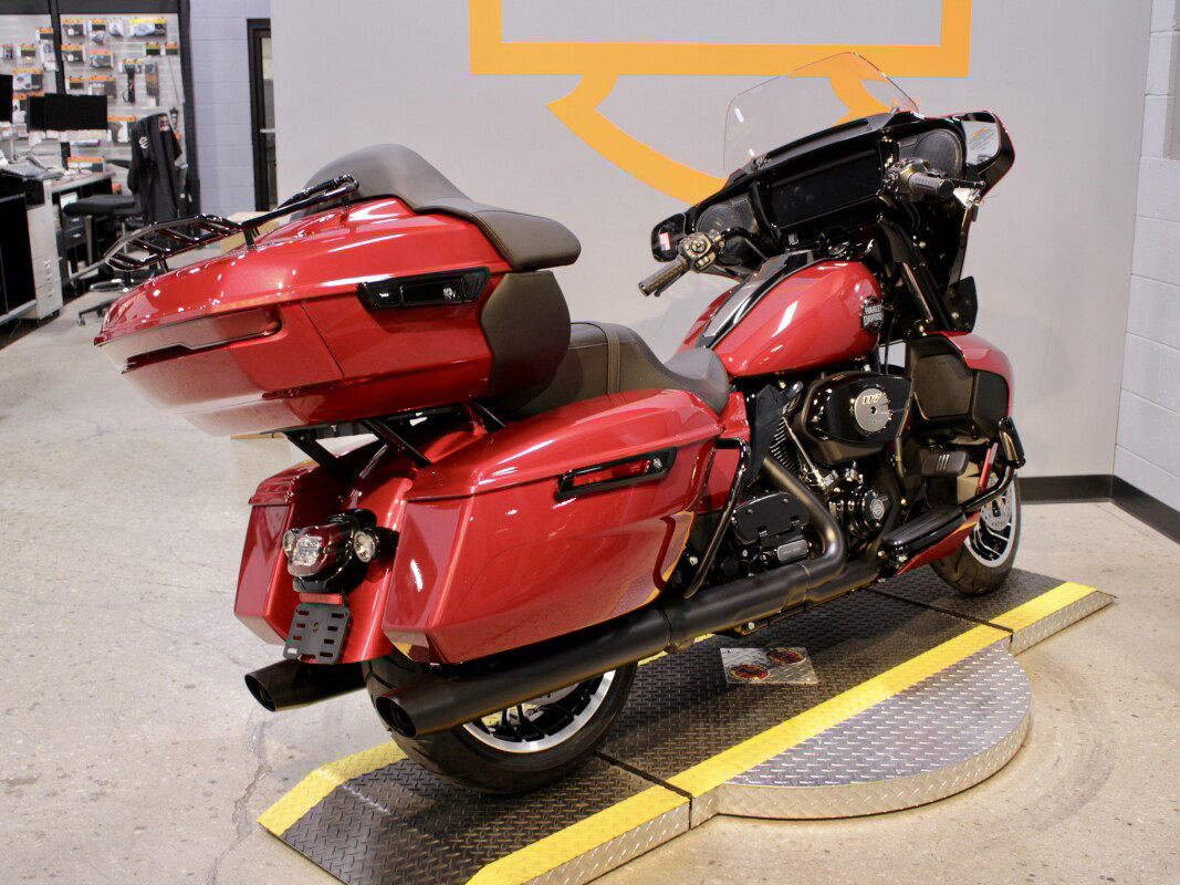 Street Glide® Limited