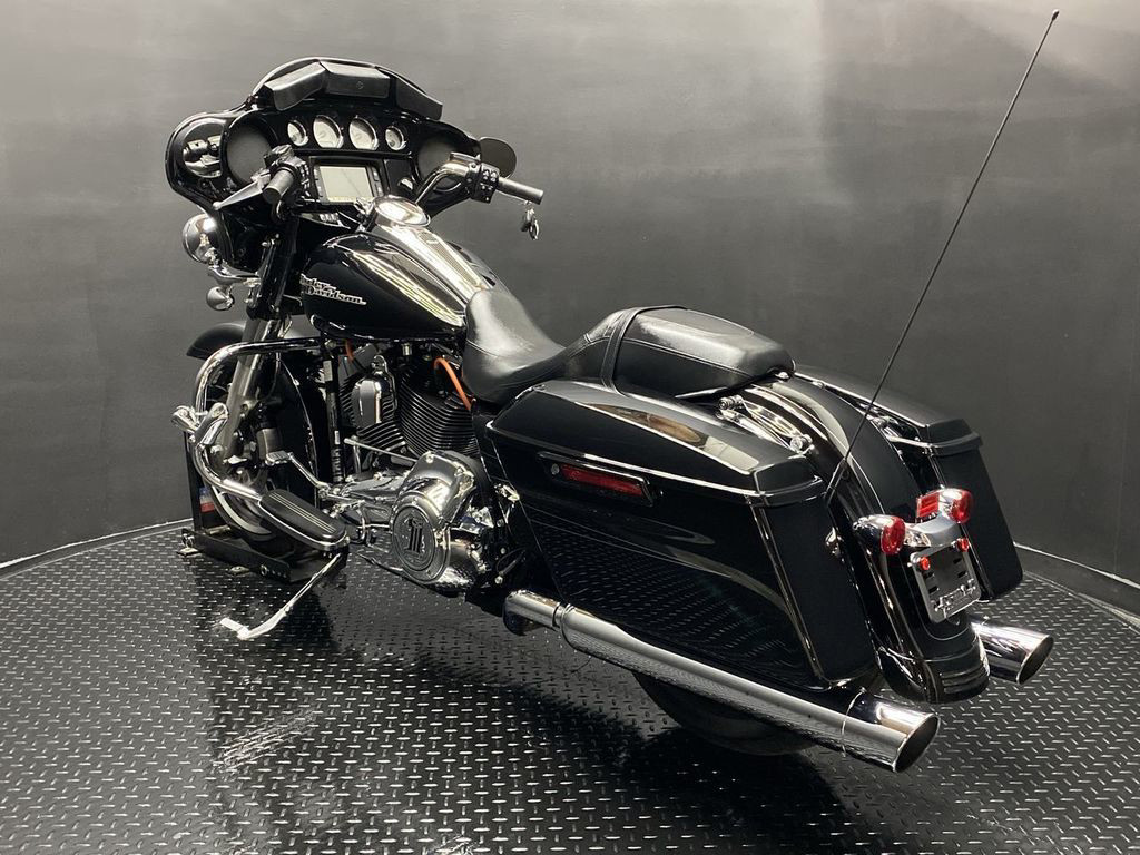 Street Glide® Special