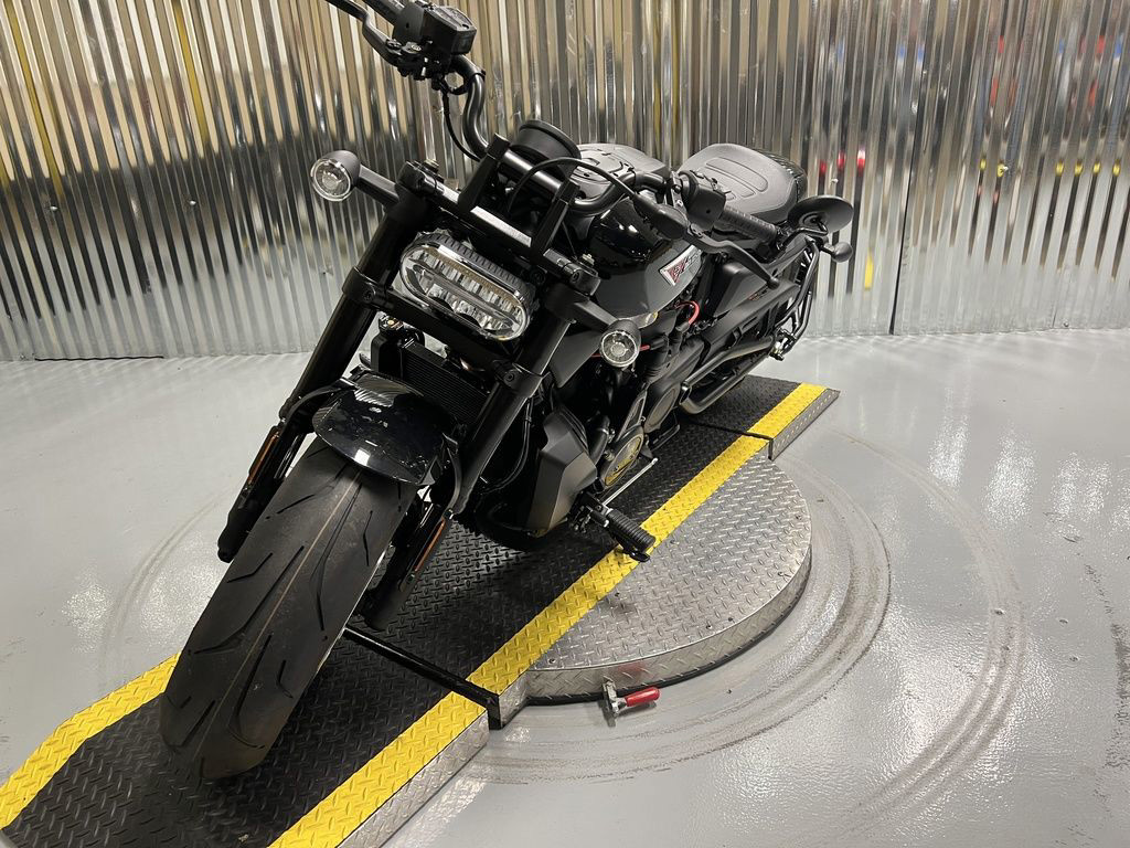 Sportster® S
