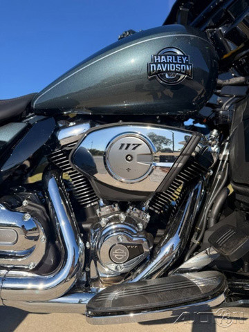 Street Glide® 3 Limited