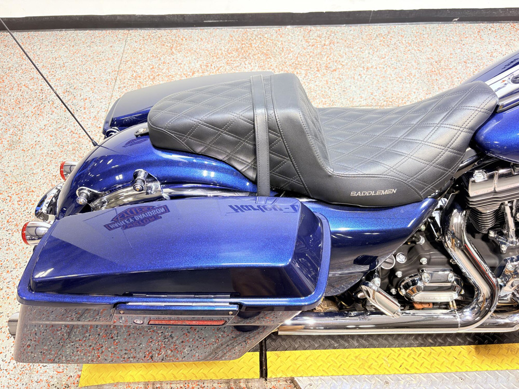 Street Glide®