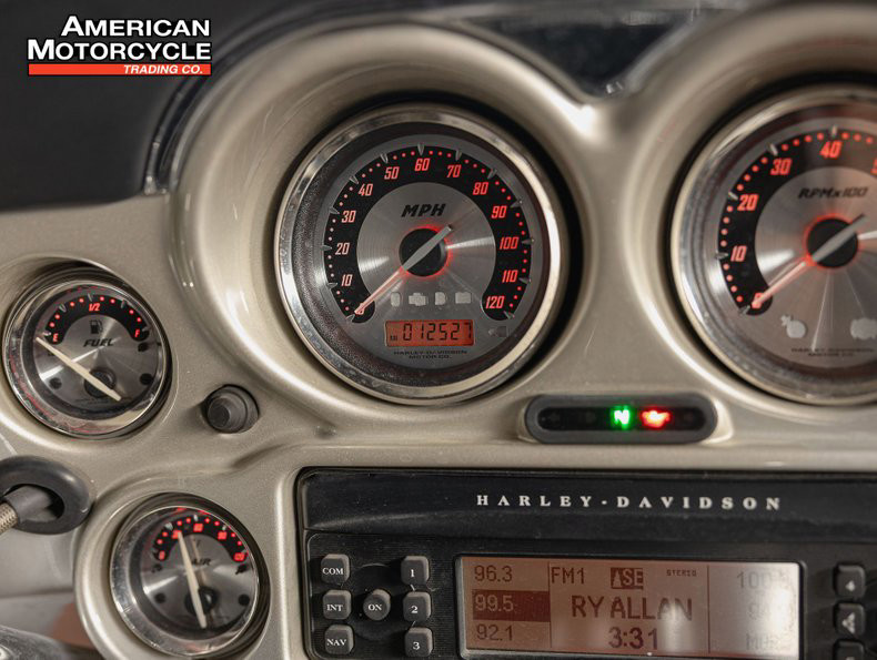 CVO® Ultra Classic® Electra Glide®