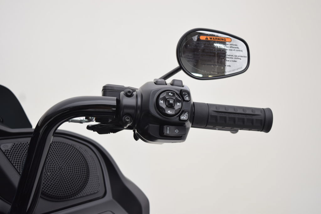 Road Glide®