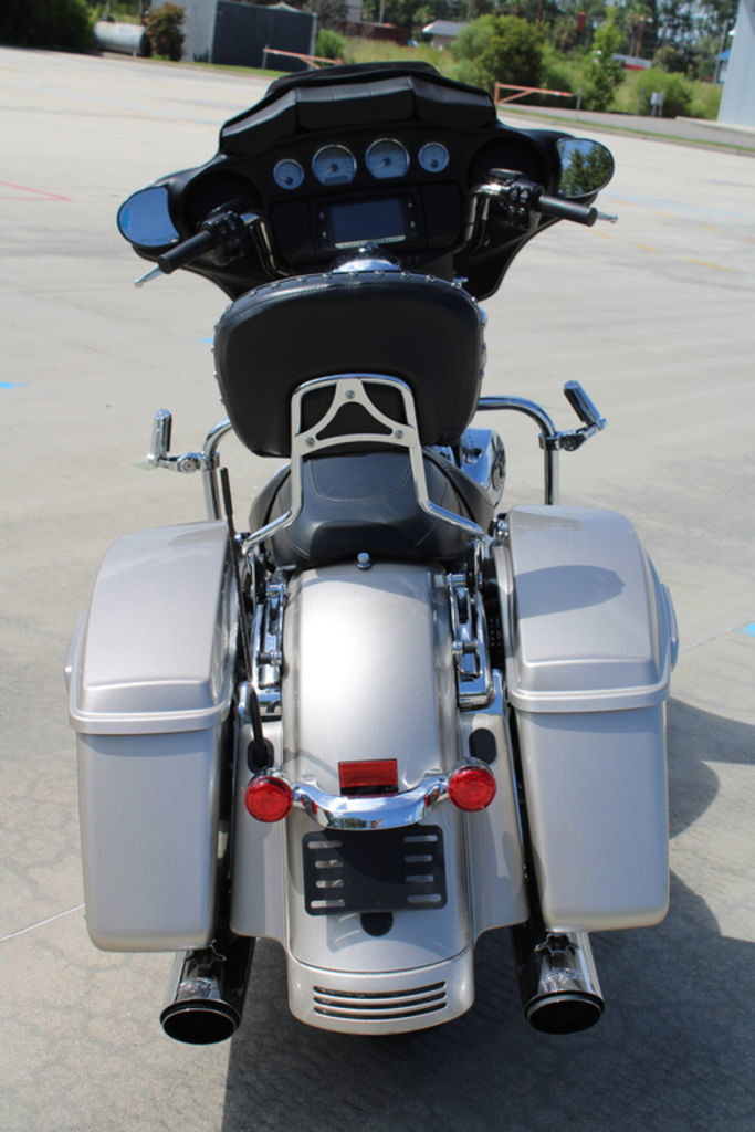 Street Glide®