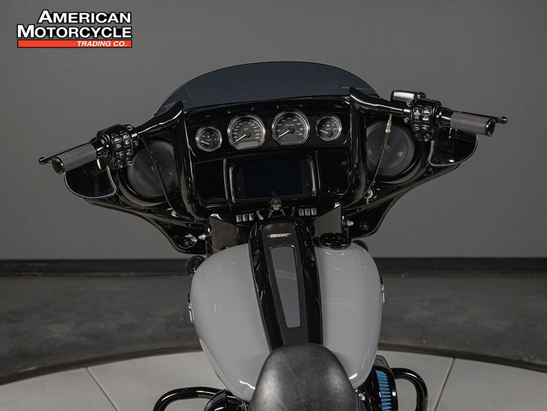 Street Glide® Special