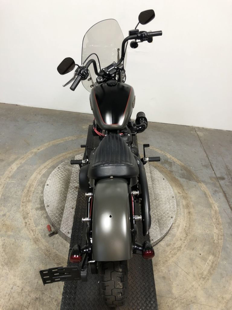 Softail® Street Bob®