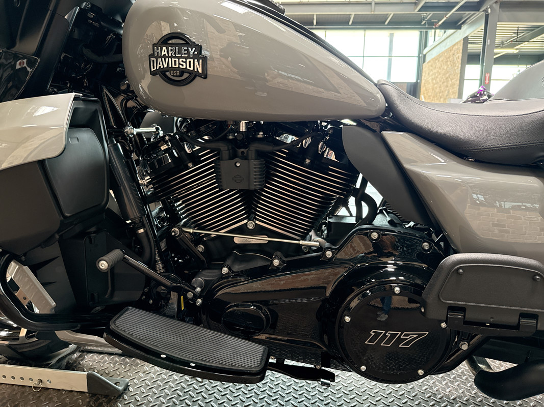 Street Glide® Ultra