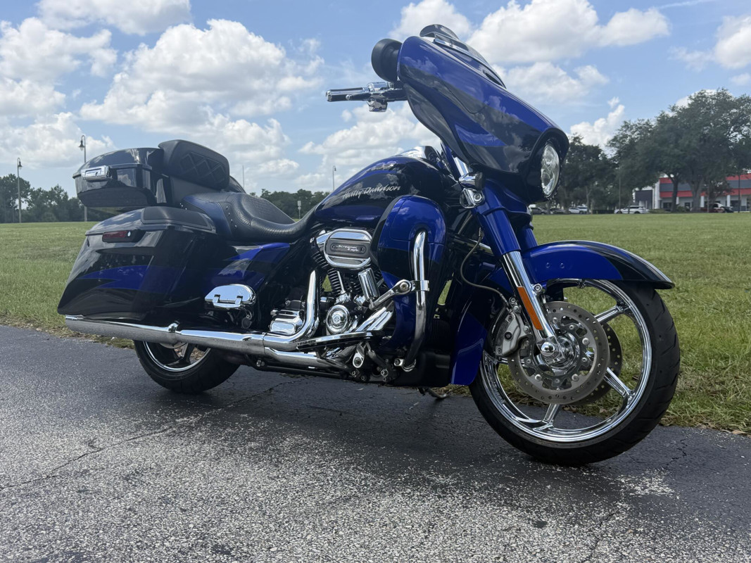 CVO® Street Glide®
