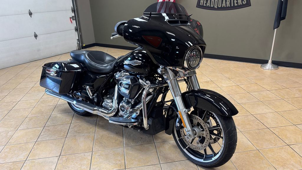 Street Glide®