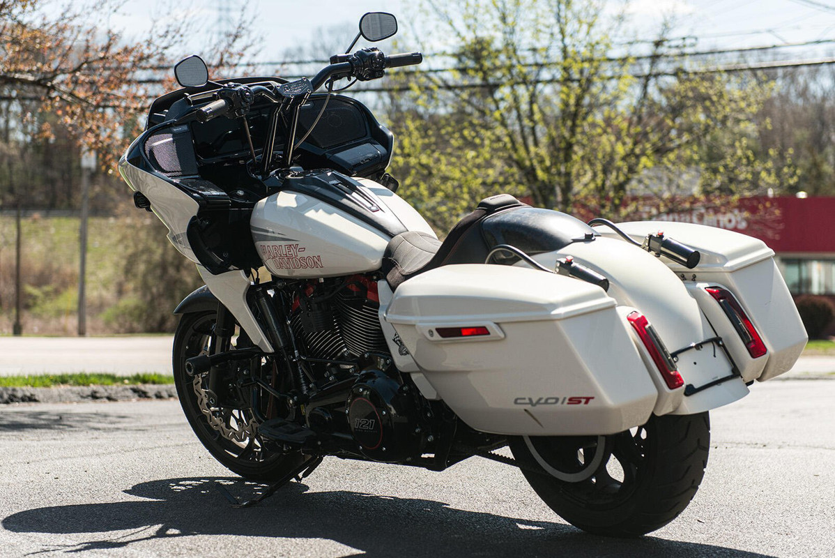 Road Glide®