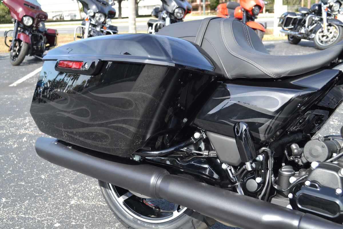 Road Glide®