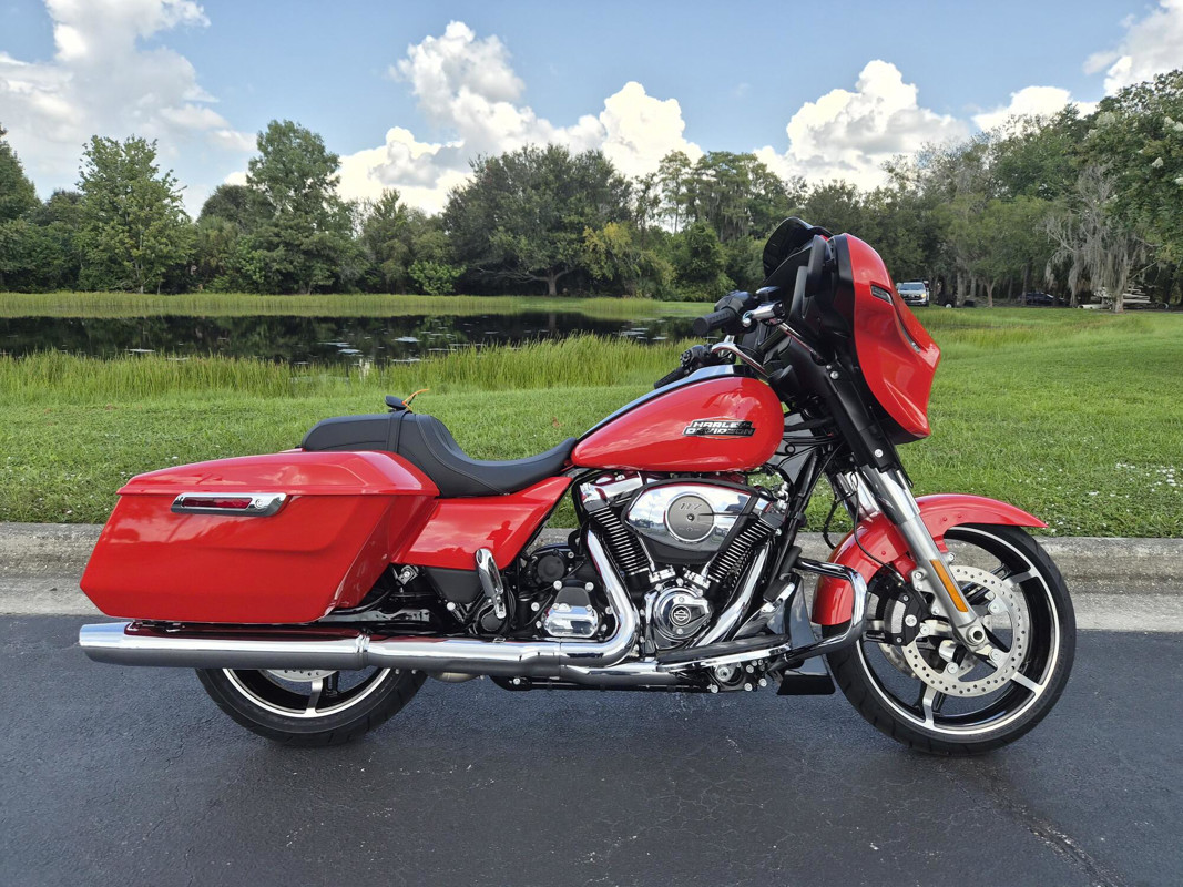 Street Glide®