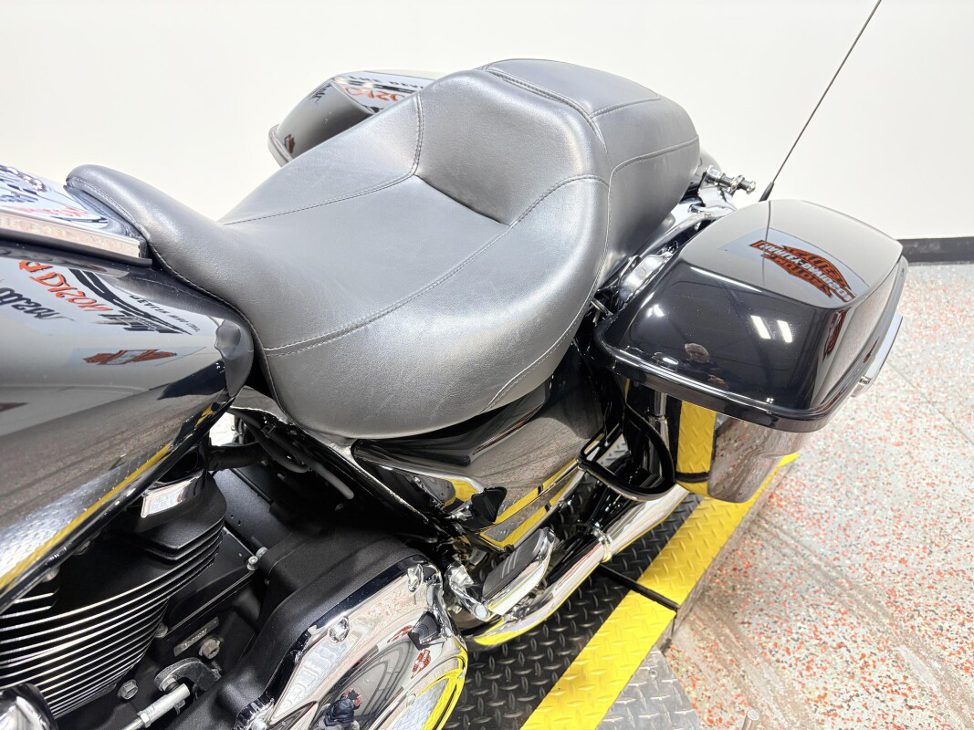 Road Glide®