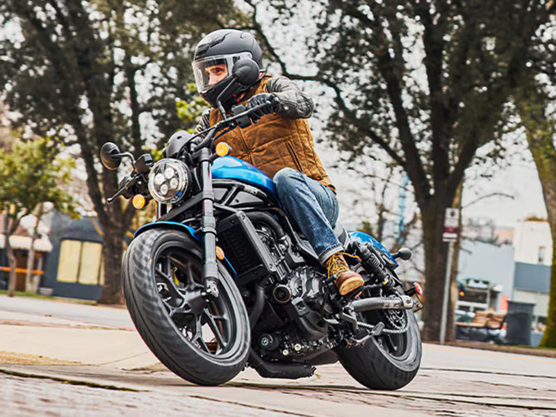 Rebel 1100