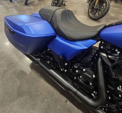 Road Glide®