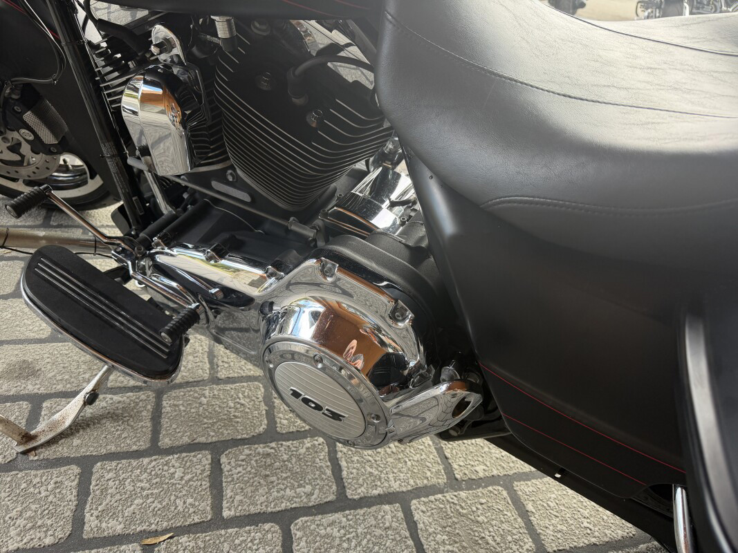 Road Glide® Custom