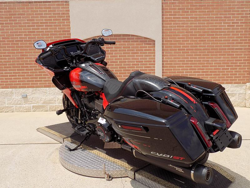 CVO® Road Glide® ST