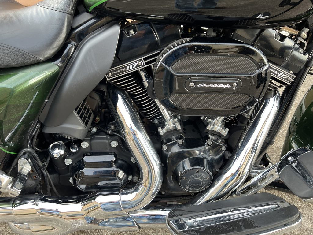 CVO® Road King®