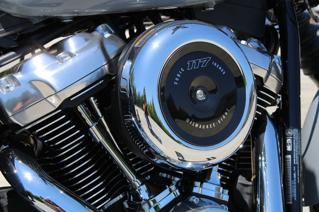 Street Bob®