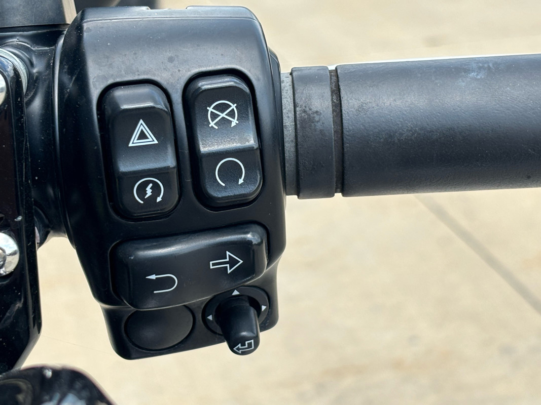 Street Glide®