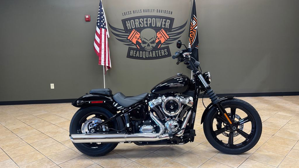 Street Bob®