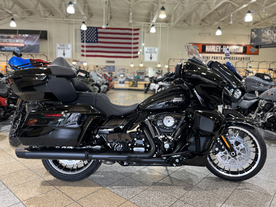 Street Glide® Limited