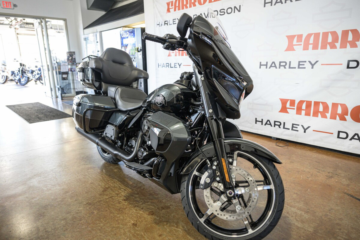 Street Glide® Ultra