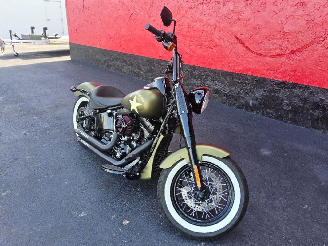Softail® Slim® S
