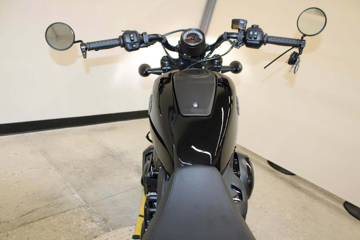 Nightster